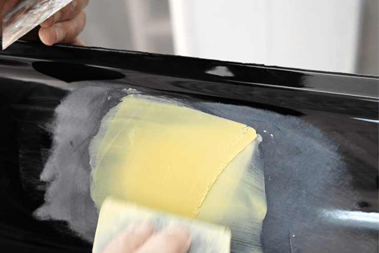 Vernis transparent sans joint de deuxième génération : obtenez une réparation de peinture parfaite, sans lignes visibles.